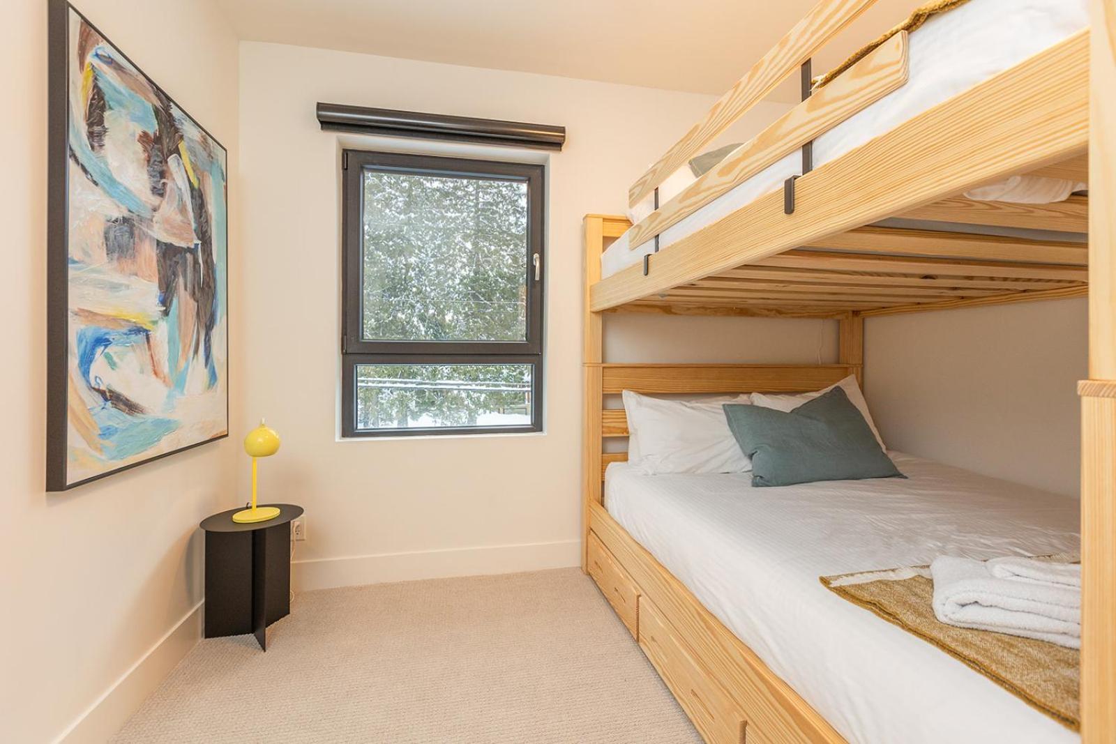 Tally Ho By Revelstoke Vacations 외부 사진