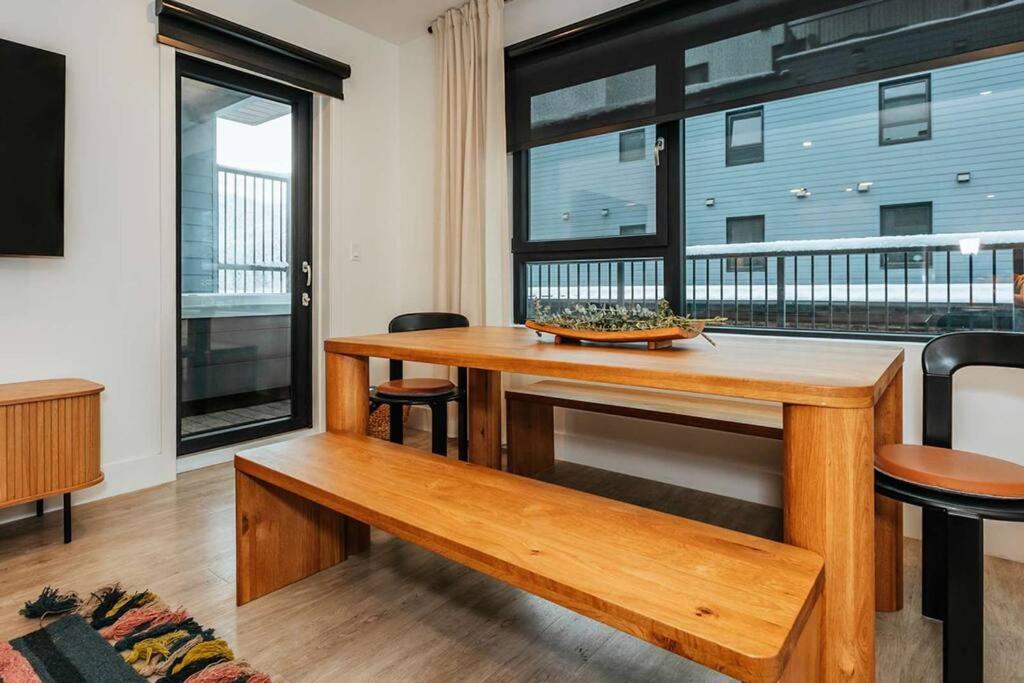 Tally Ho By Revelstoke Vacations 외부 사진