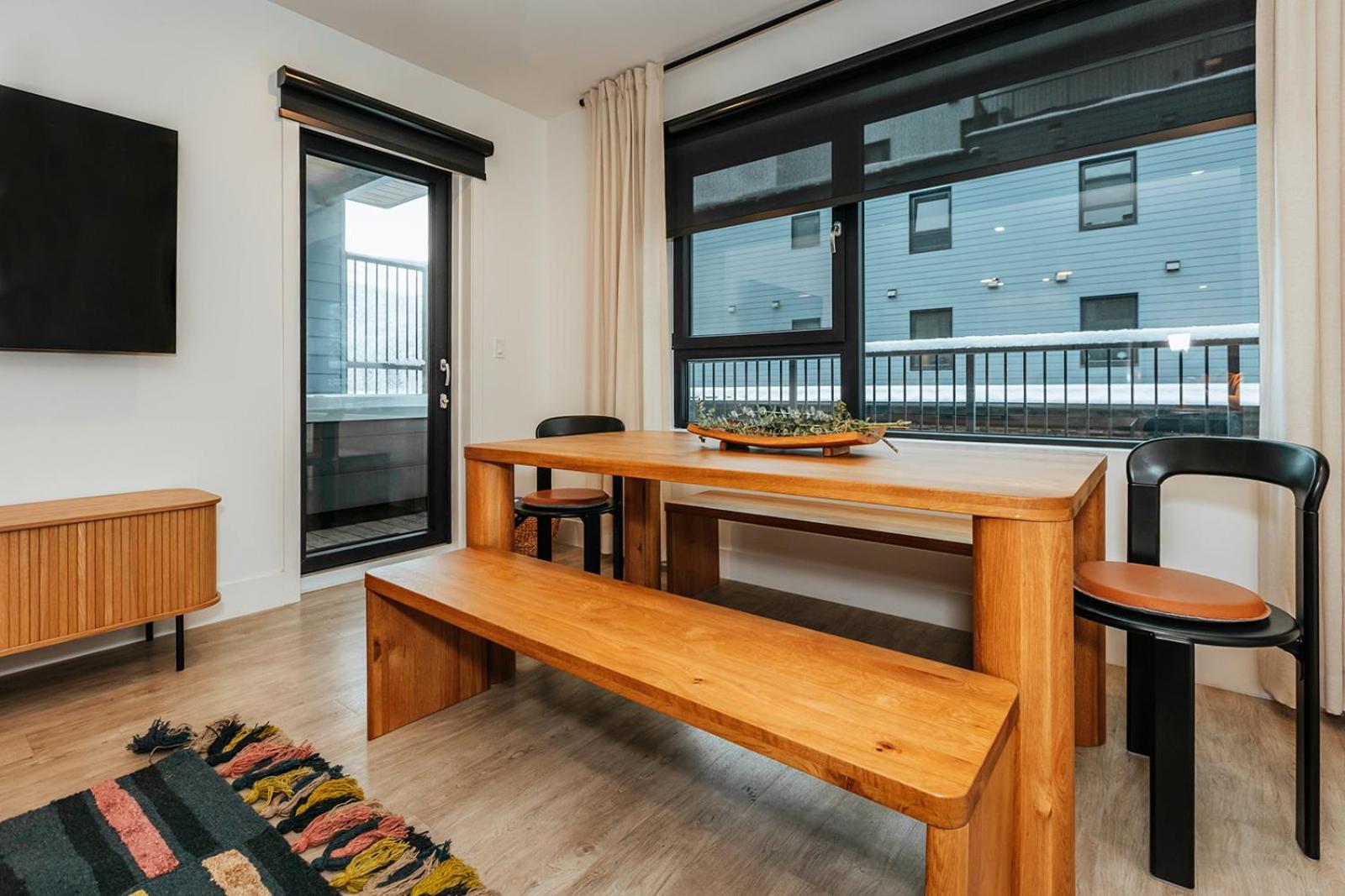 Tally Ho By Revelstoke Vacations 외부 사진