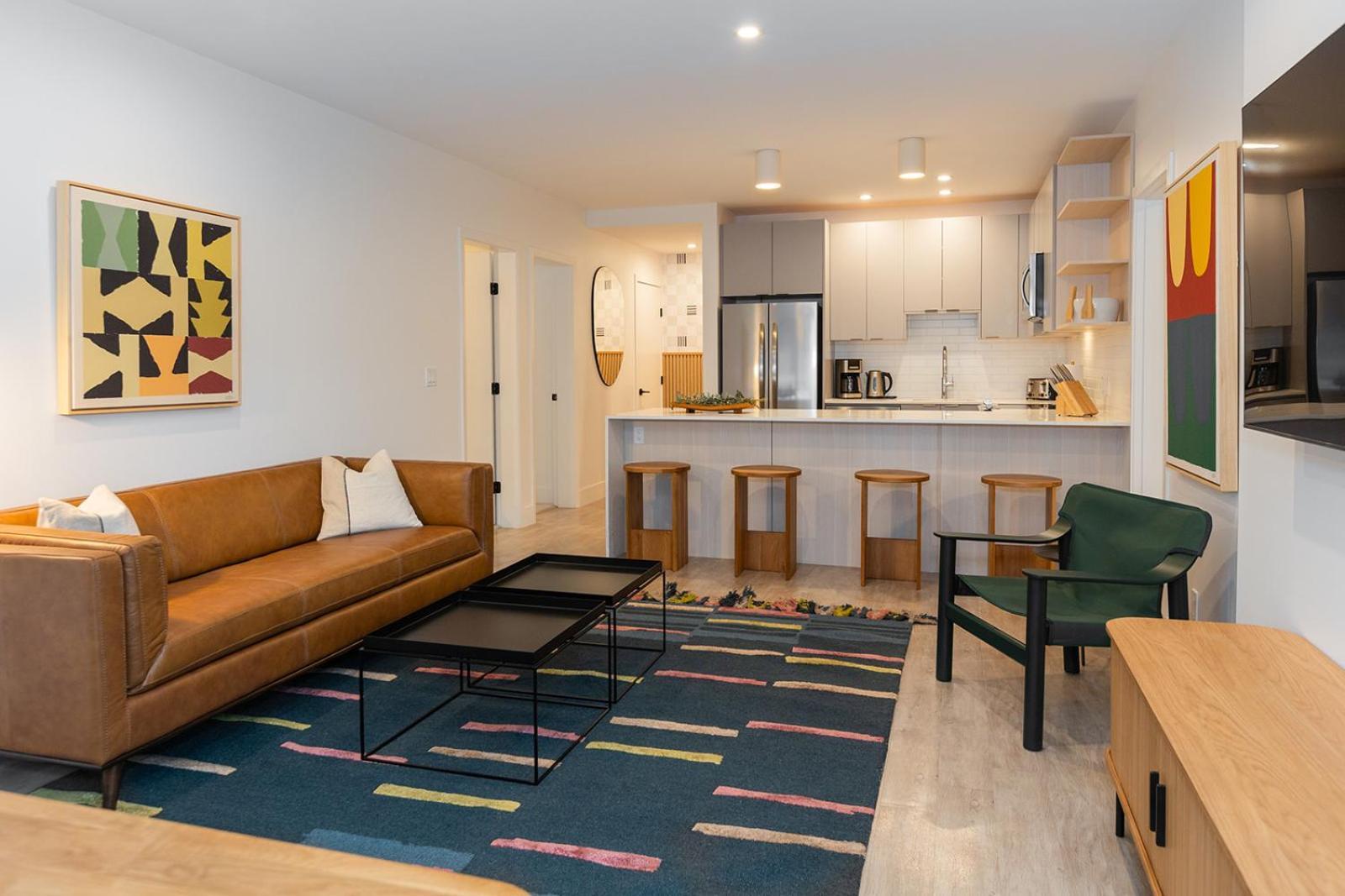 Tally Ho By Revelstoke Vacations 외부 사진
